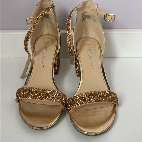 Betsey Johnson Mari Heeled Sandal - Picture 6 of 15